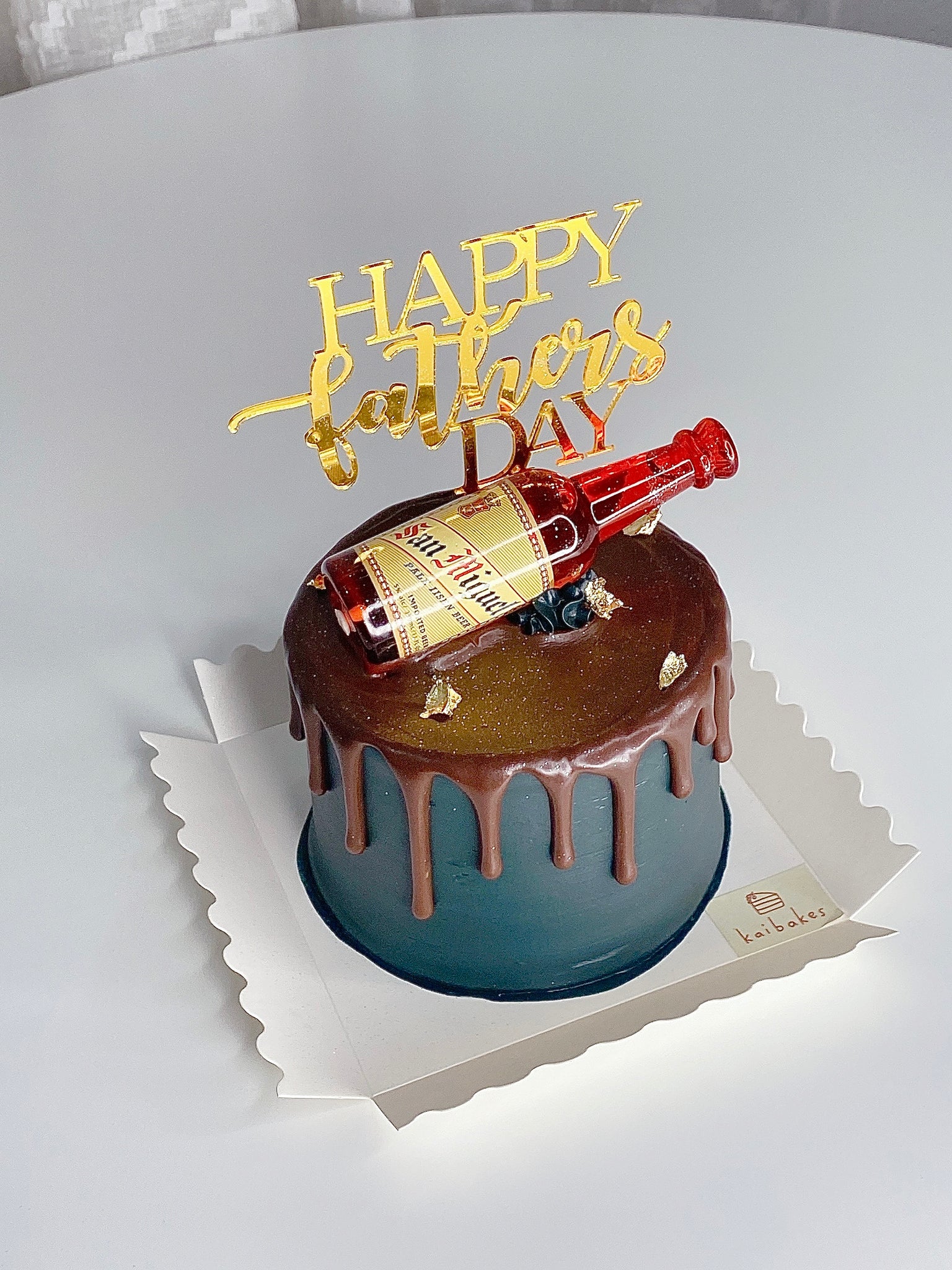 Kaibakes Mini Boozy Cake